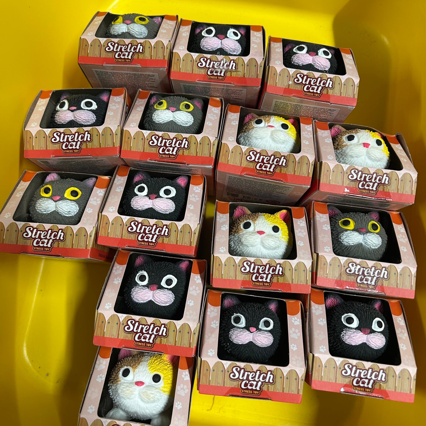 Kawaii Garage/Faulty Sale 🧡👑 FAULTY stretch cat toy surprise color 1 pcs black/grey/patches (#8)